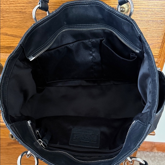 Coach Black Leather Gallery Shoulder Bag - Picture 3 of 9